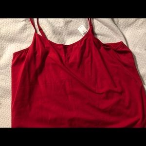 Red cami